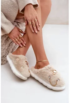 Futrzane Slippers with Badges Beige Ivelfedi